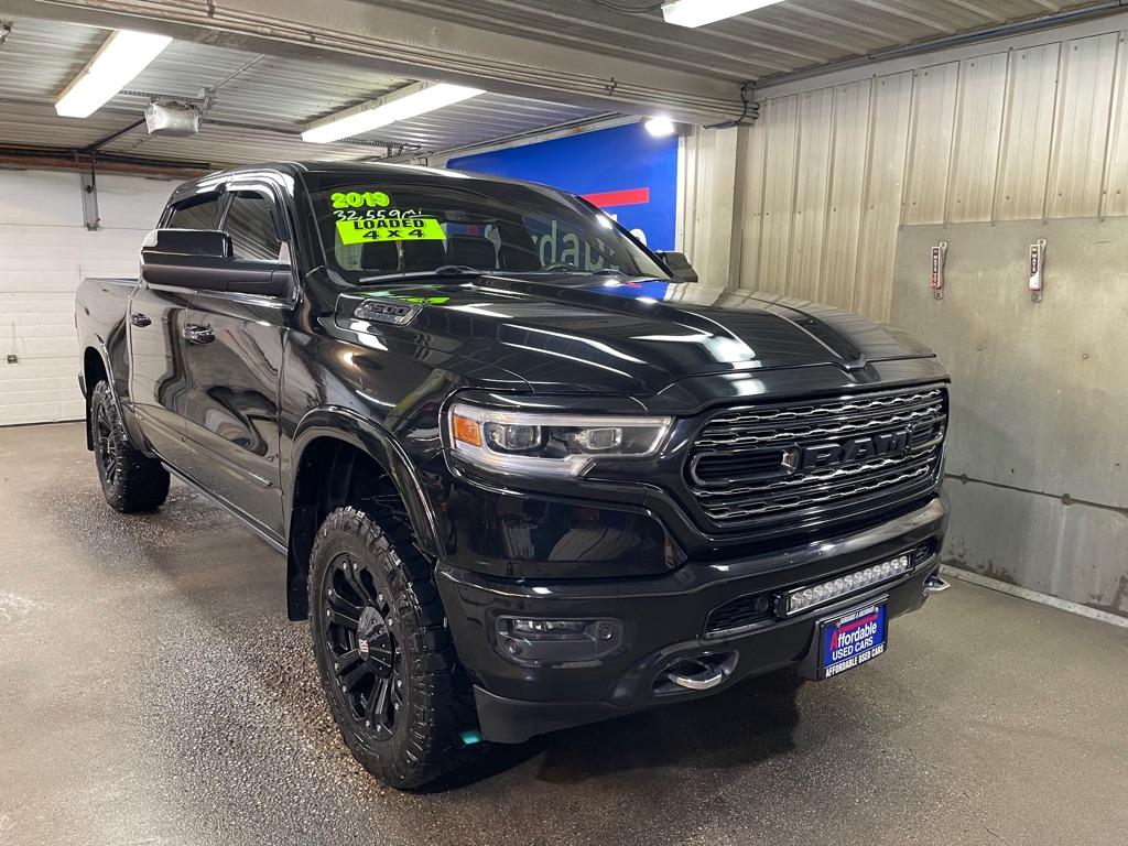 photo of 2019 RAM 1500 4DR
